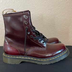 Dr.martens 1460 oxblood lace up boot.
